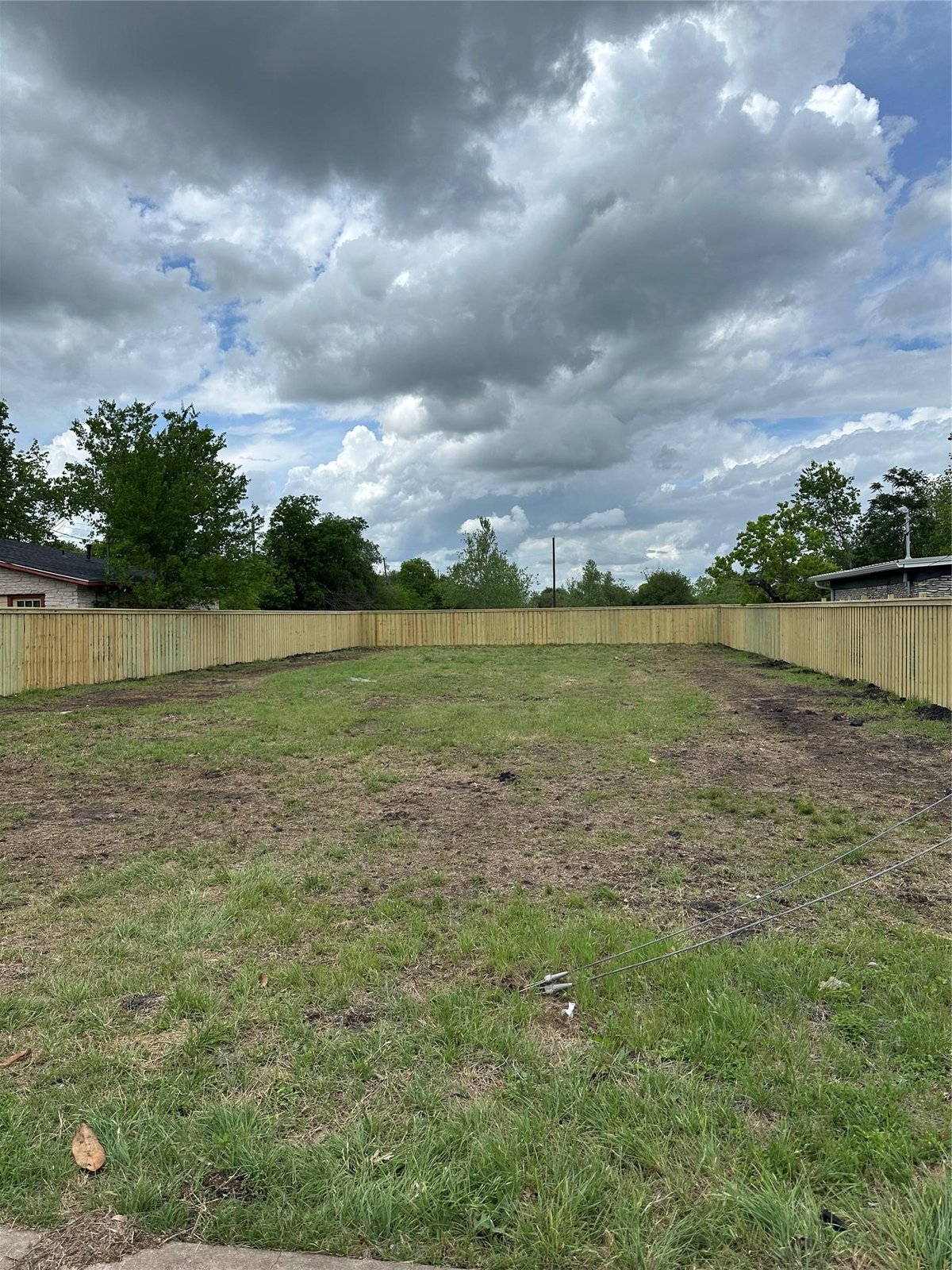 1310 Marshall ST - property photo 1 - Luxury lot in Zidell, Taylor, TX
