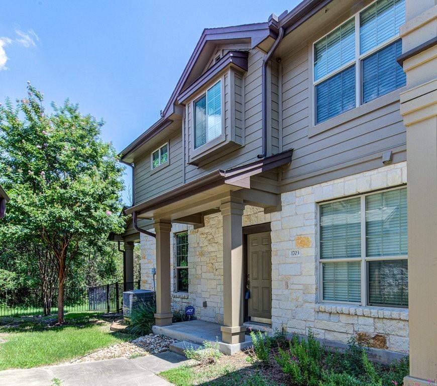 View 1310 W Parmer Ln Unit #1703 in Scofield Villas Amd 1310 W Parmer Ln Unit #1703 - front exterior - Luxury home in Scofield Villas Amd, Austin, TX
