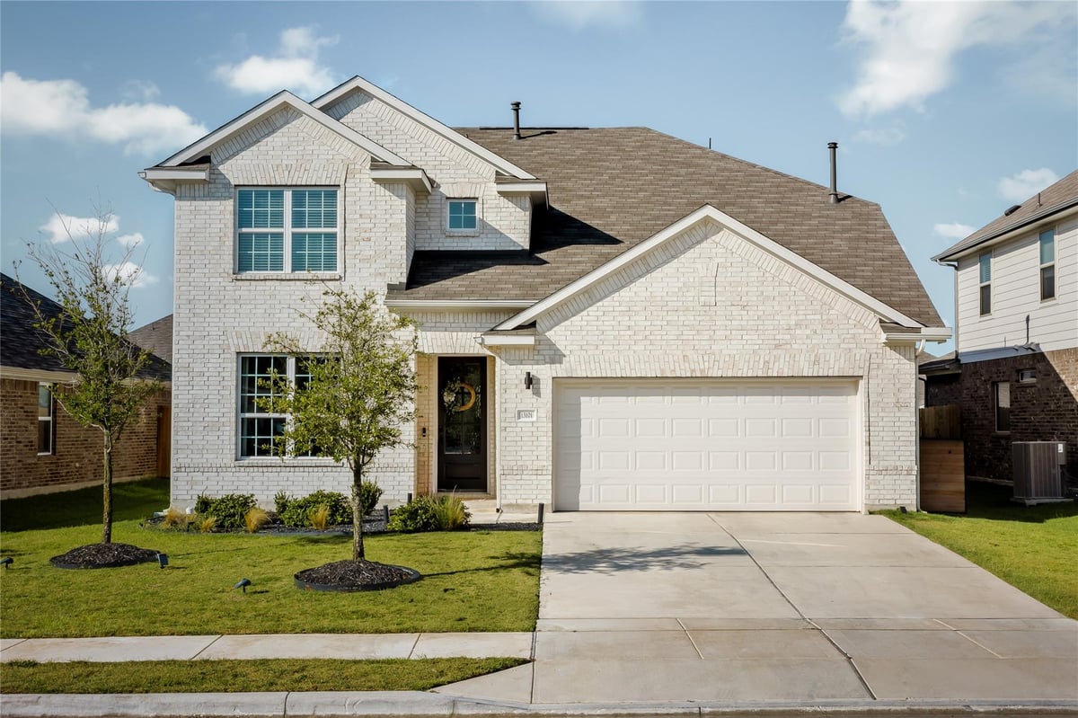 13101 Zumpango TRCE - property photo 1 - Luxury home in Lagos, Manor, TX