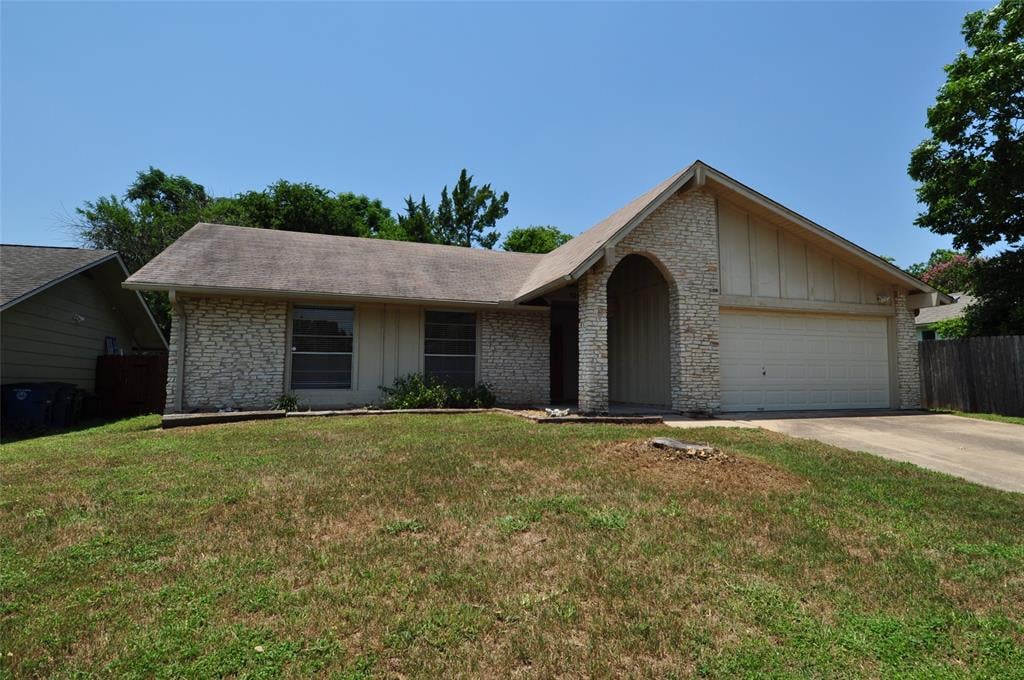 View 1311 Thornridge Rd in Quail Creek West Ph 02 Sec 03 1311 Thornridge Rd - front exterior - Luxury home in Quail Creek West Ph 02 Sec 03, Austin, TX