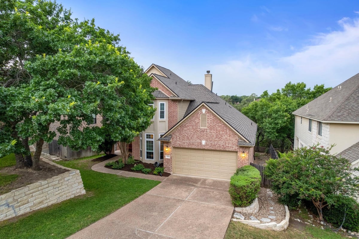 View 13129 Halsell DR in Steiner Ranch Ph 01 Sec 04G 13129 Halsell DR - front exterior - Luxury home in Steiner Ranch Ph 01 Sec 04G, Austin, TX