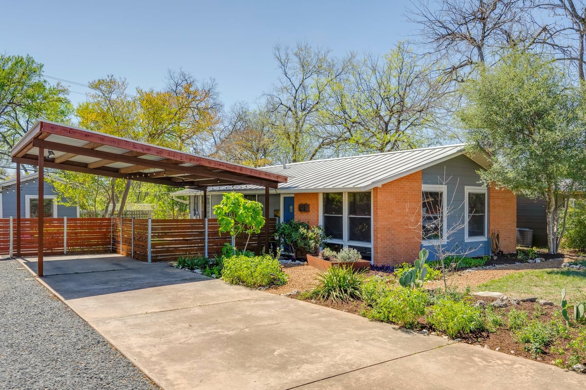 1313 Corona DR - property photo 1 - Luxury home in Delwood Sec 04, Austin, TX