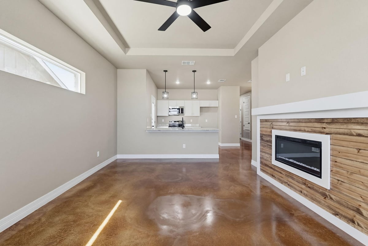 Living area at 1313 Lone Pine Way - 3 bed 2 bath home