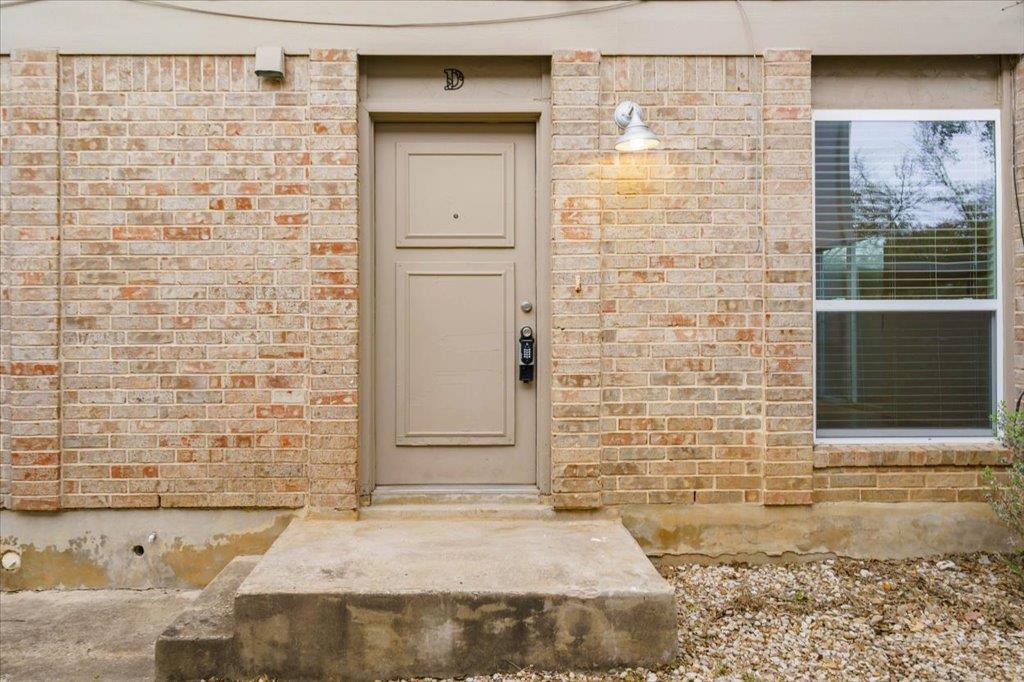 1313 Southport DR Unit #D - property photo 1 - Luxury home in Southridge Sec 06, Austin, TX