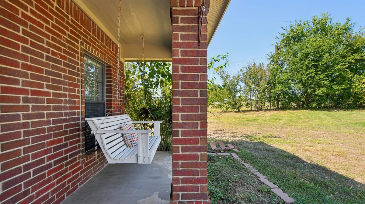 Primary bedroom at 13131 Crane Rd - 3 bed 2 bath home