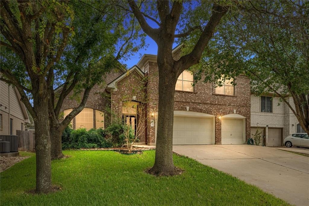 View 13149 Bayfield Dr in Scofield Farms Ph 07 Sec 01 13149 Bayfield Dr - front exterior - Luxury home in Scofield Farms Ph 07 Sec 01, Austin, TX