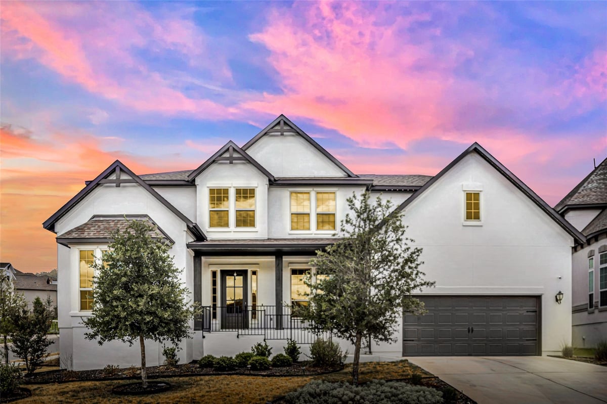 View 1316 Da Vinci Trl in Travisso Ph 3 Sec 4 1316 Da Vinci Trl - front exterior - Luxury home in Travisso Ph 3 Sec 4, Leander, TX