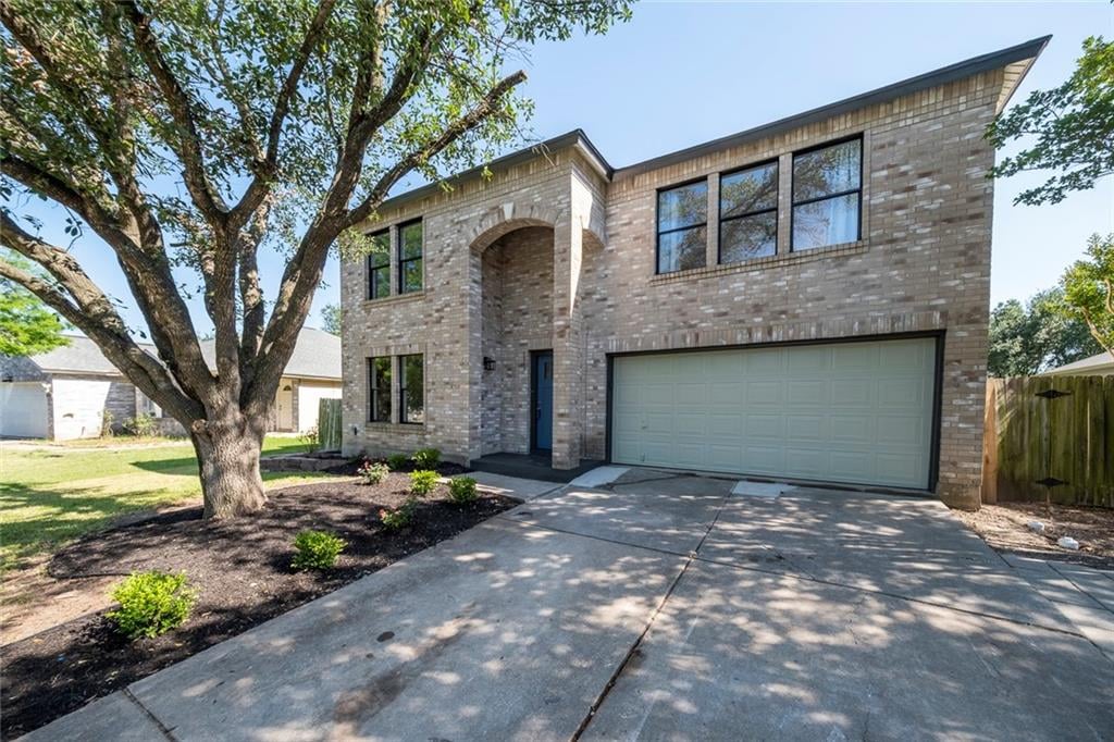 View 1317 Dexford Dr in Harris Ridge Ph 03 Sec 01 1317 Dexford Dr - front exterior - Luxury home in Harris Ridge Ph 03 Sec 01, Austin, TX