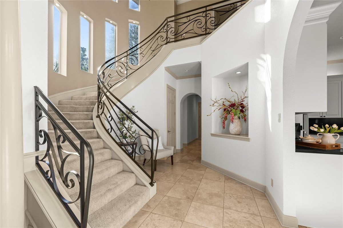 Bathroom at 1317 Jack Nicklaus Cir - 4 bed 4 bath home
