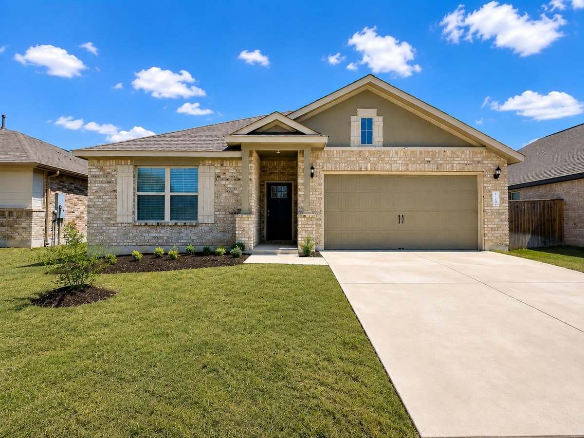 View 132 Periwinkle LN in Colony Mud 1B Sec 5 132 Periwinkle LN - front exterior - Luxury home in Colony Mud 1B Sec 5, Bastrop, TX