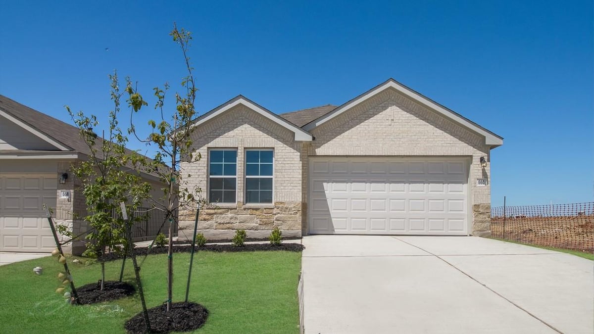 View 132 Whalen Way in PRAIRIE LAKES 132 Whalen Way - front exterior - Luxury home in PRAIRIE LAKES, Buda, TX