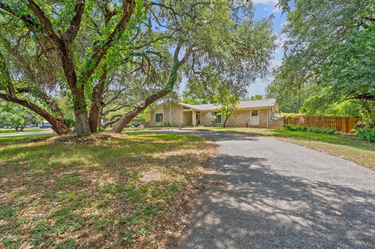 Primary bedroom at 13205 Onion Creek Dr - 5 bed 2 bath home