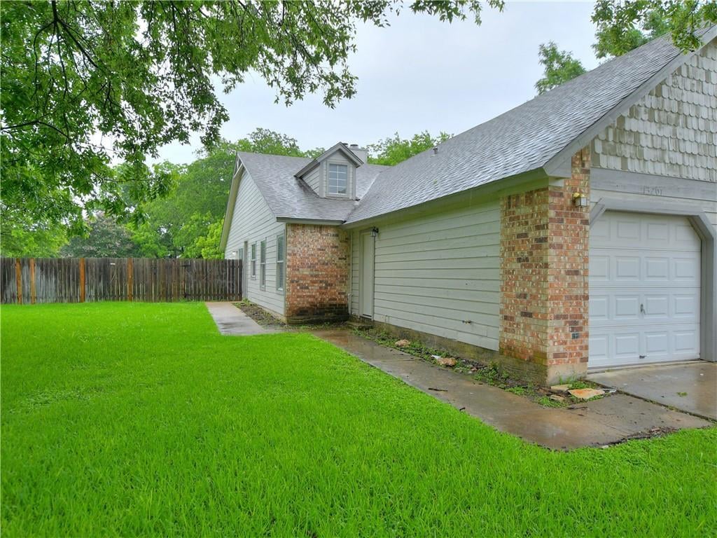 View 13207 Saxby CT in Austin 13207 Saxby CT - property photo 1 - Luxury home in Austin, Austin, TX