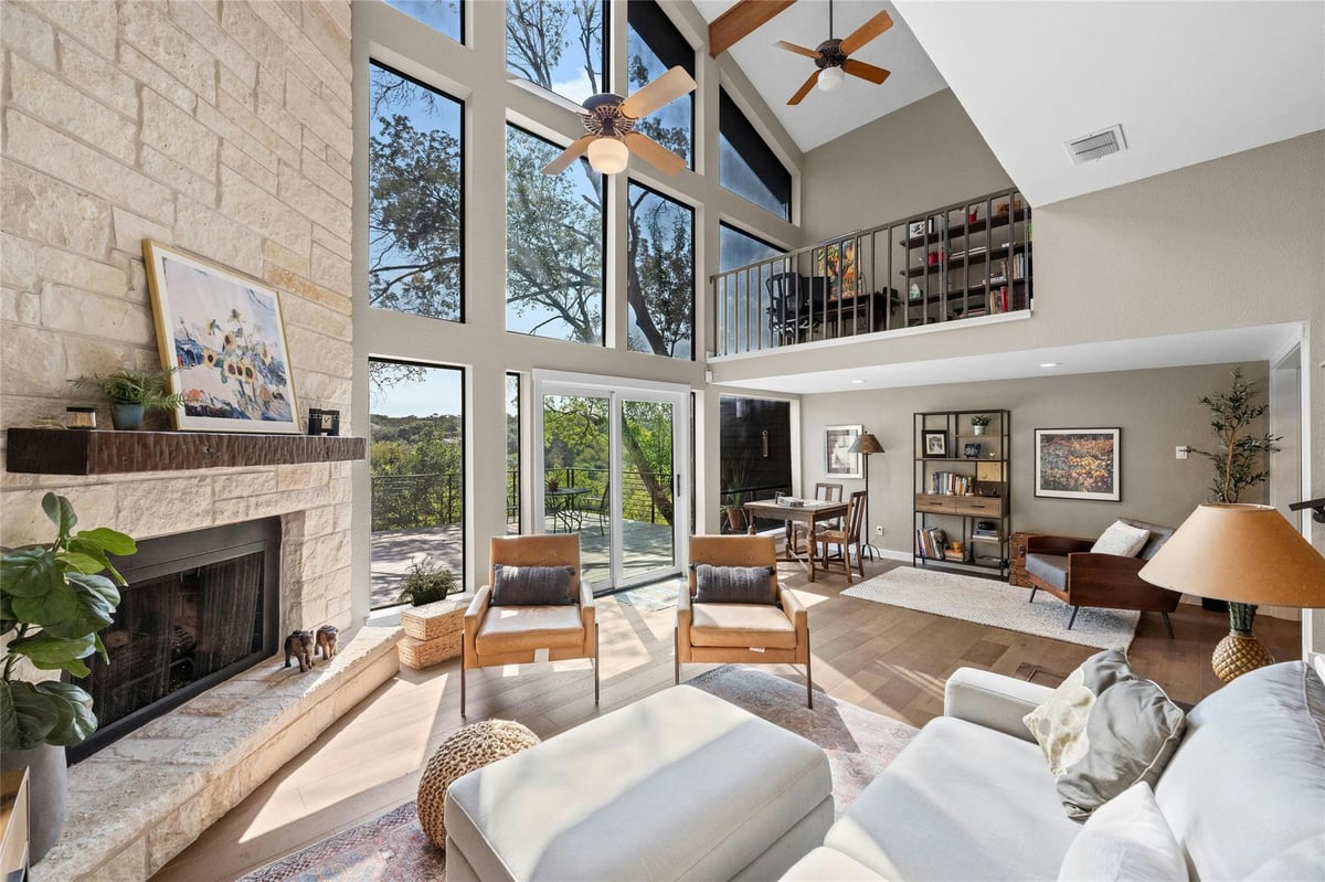 View 1321 Spyglass Dr Unit #B in Thirteen Nineteen Spyglass Pla 1321 Spyglass Dr Unit #B - front exterior - Luxury home in Thirteen Nineteen Spyglass Pla, Austin, TX