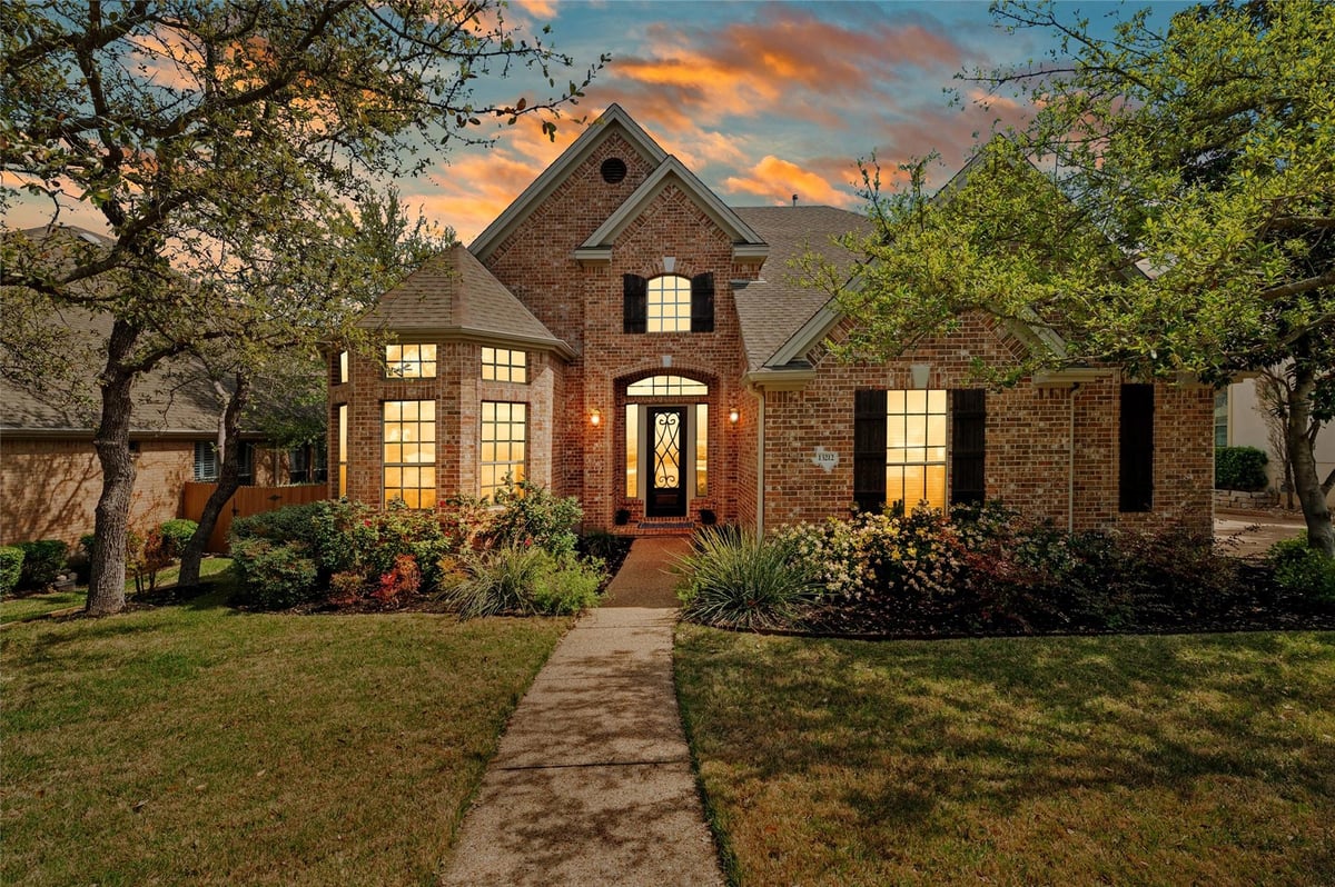 View 13212 Country Trails Ln in Steiner Ranch Ph 01 Sec 06F 13212 Country Trails Ln - front exterior - Luxury home in Steiner Ranch Ph 01 Sec 06F, Austin, TX