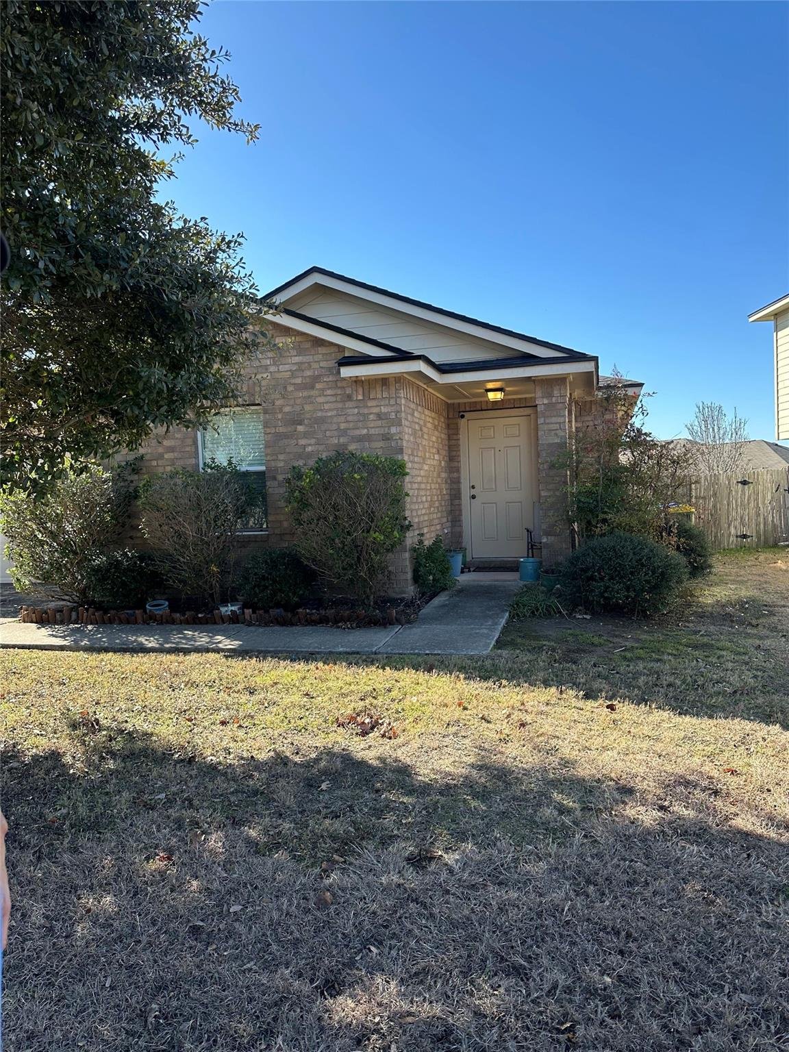 13213 Ring DR - property photo 1 - Luxury home in Carriage Hills Sec 02, Manor, TX
