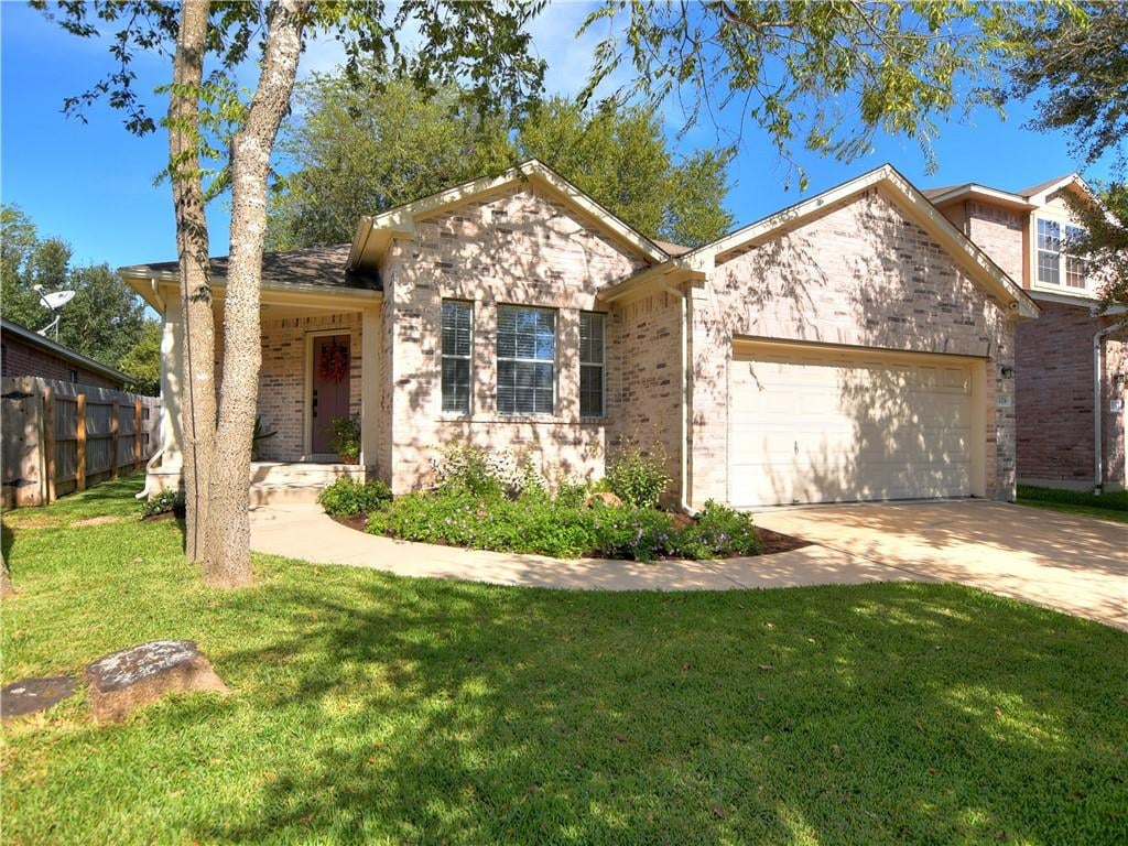 View 13214 Kenswick Dr in Harris Ridge Ph 02 Sec 01 Rep 13214 Kenswick Dr - front exterior - Luxury home in Harris Ridge Ph 02 Sec 01 Rep, Austin, TX