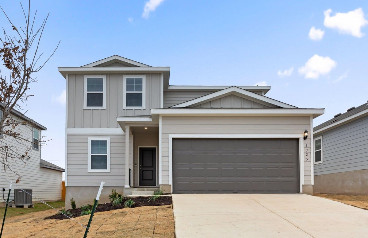 View 1323 Sky Ridge CT in Skyview 1323 Sky Ridge CT - front exterior - Luxury home in Skyview, Belton, TX