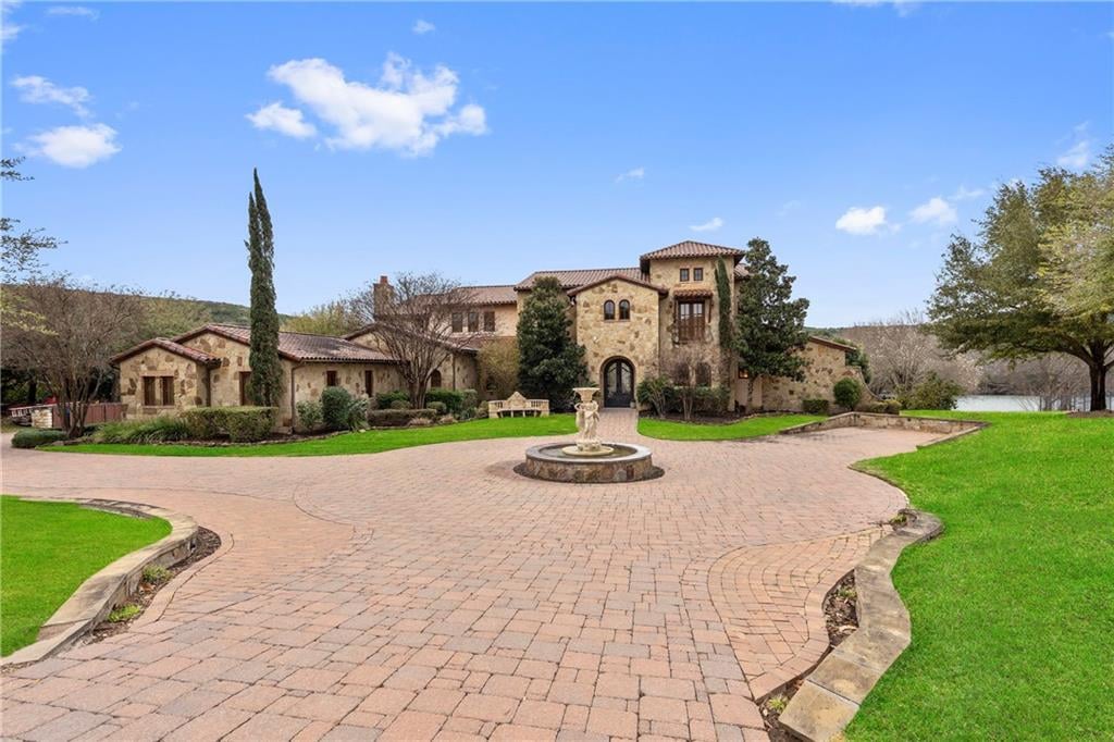 View 13234 Shore Vista Dr in Lake Austin 13234 Shore Vista Dr - property photo 1 - Luxury home in Lake Austin, Austin, TX
