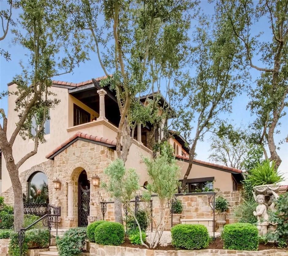 View 13240 Villa Montana WAY in Austin 13240 Villa Montana WAY - property photo 1 - Luxury home in Austin, Austin, TX