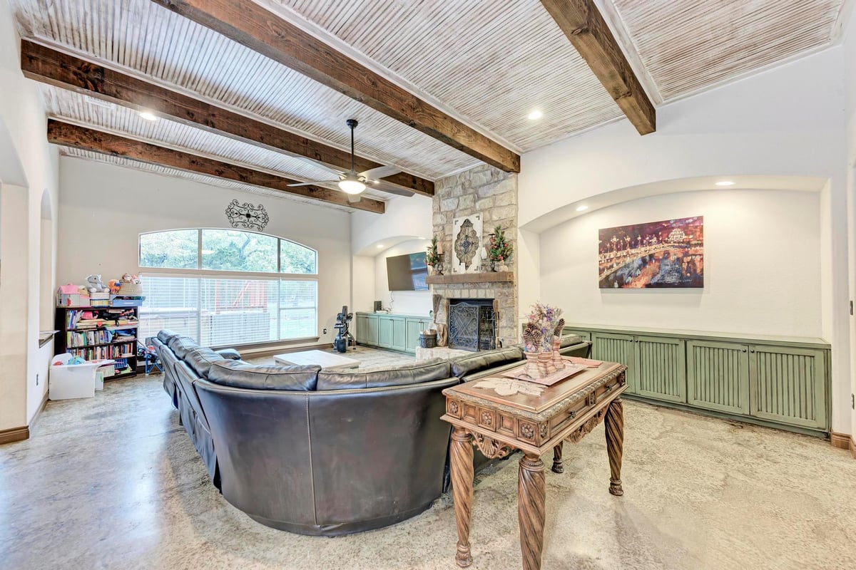 Kitchen at 1325 County Road 106 - 5 bed 3 bath home