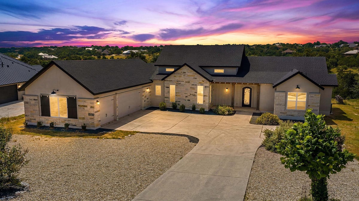 View 1326 Via Principale DR in Vintage Oaks 1326 Via Principale DR - front exterior - Luxury home in Vintage Oaks, New Braunfels, TX