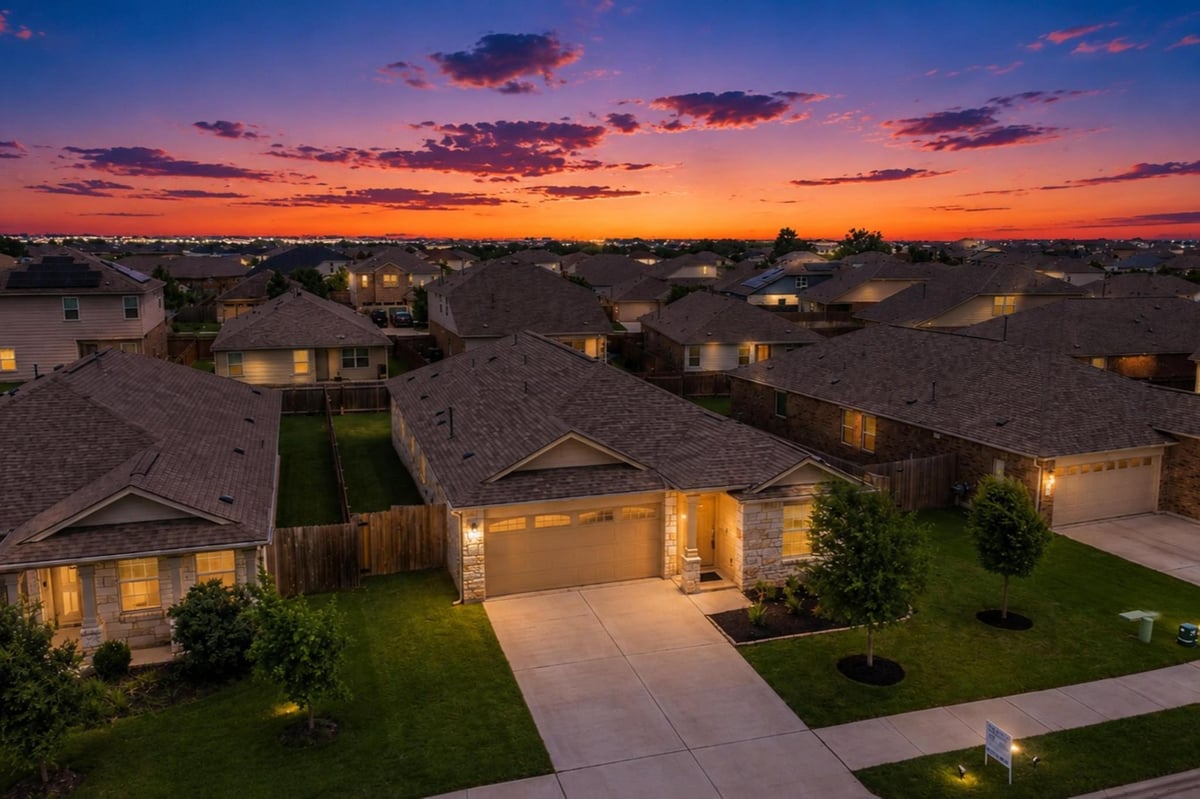 View 133 Konik RD in Saddlecreek Ph 2D 133 Konik RD - front exterior - Luxury home in Saddlecreek Ph 2D, Georgetown, TX