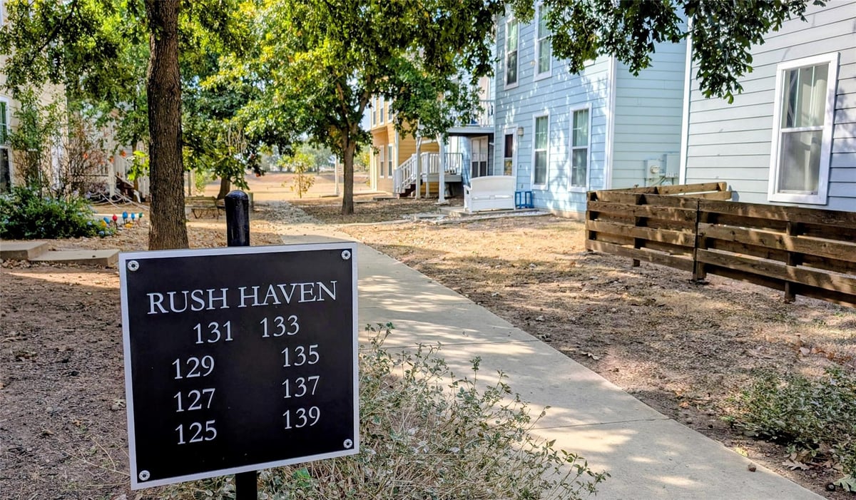 Living area at 133 Rush Hvn Unit #E034 - 2 bed 2 bath home