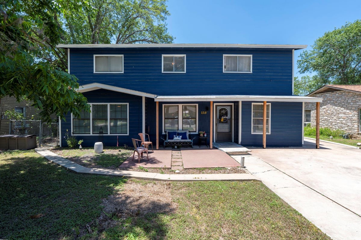 View 133 Sherwood ST in Feltner Add 133 Sherwood ST - front exterior - Luxury home in Feltner Add, San Marcos, TX