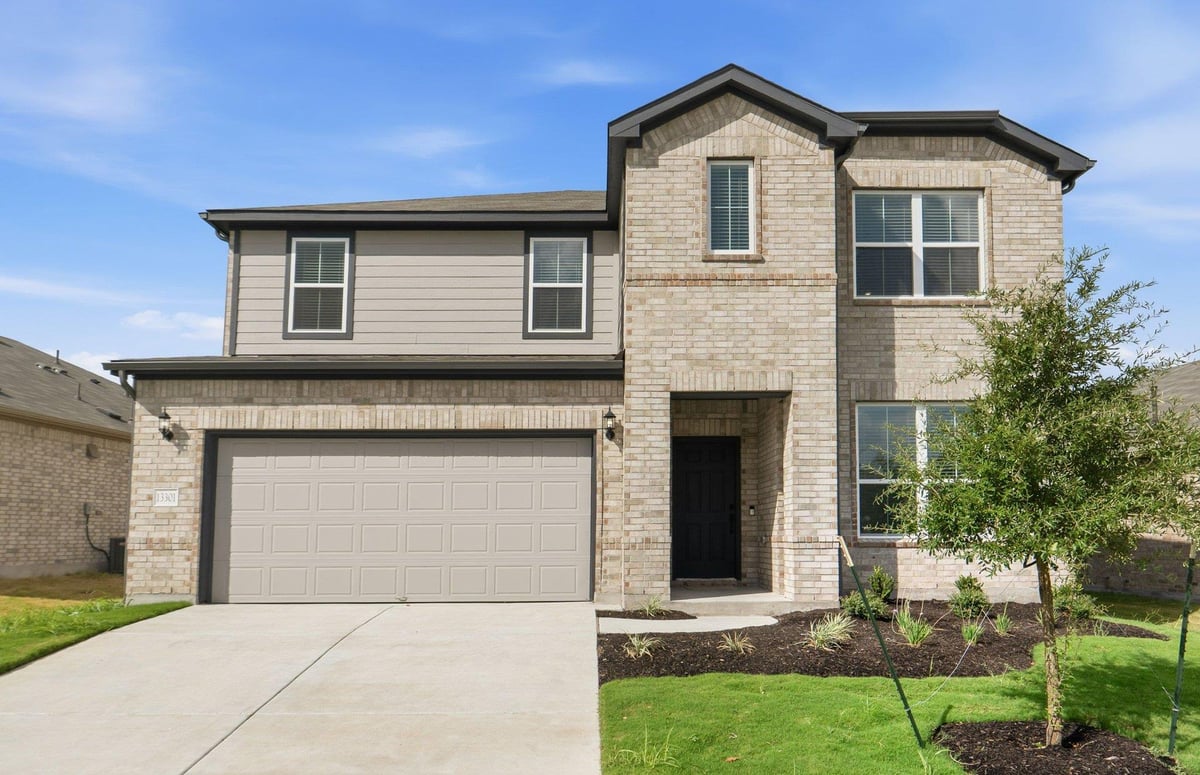 View 13301 Cerro Castellan TRCE in Lagos 13301 Cerro Castellan TRCE - front exterior - Luxury home in Lagos, Manor, TX