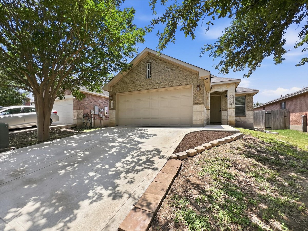 View 13304 Orourke DR in Cantarra Sec 01 13304 Orourke DR - front exterior - Luxury home in Cantarra Sec 01, Pflugerville, TX