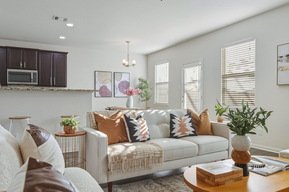 Living area at 13313 Harry S Truman Dr - 3 bed 2 bath home