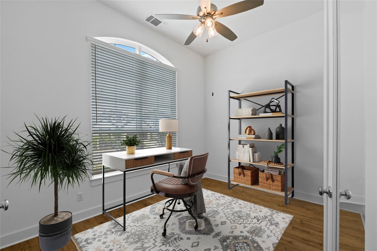 Bathroom at 1332 Golden Celebration Bnd - 3 bed 2 bath home