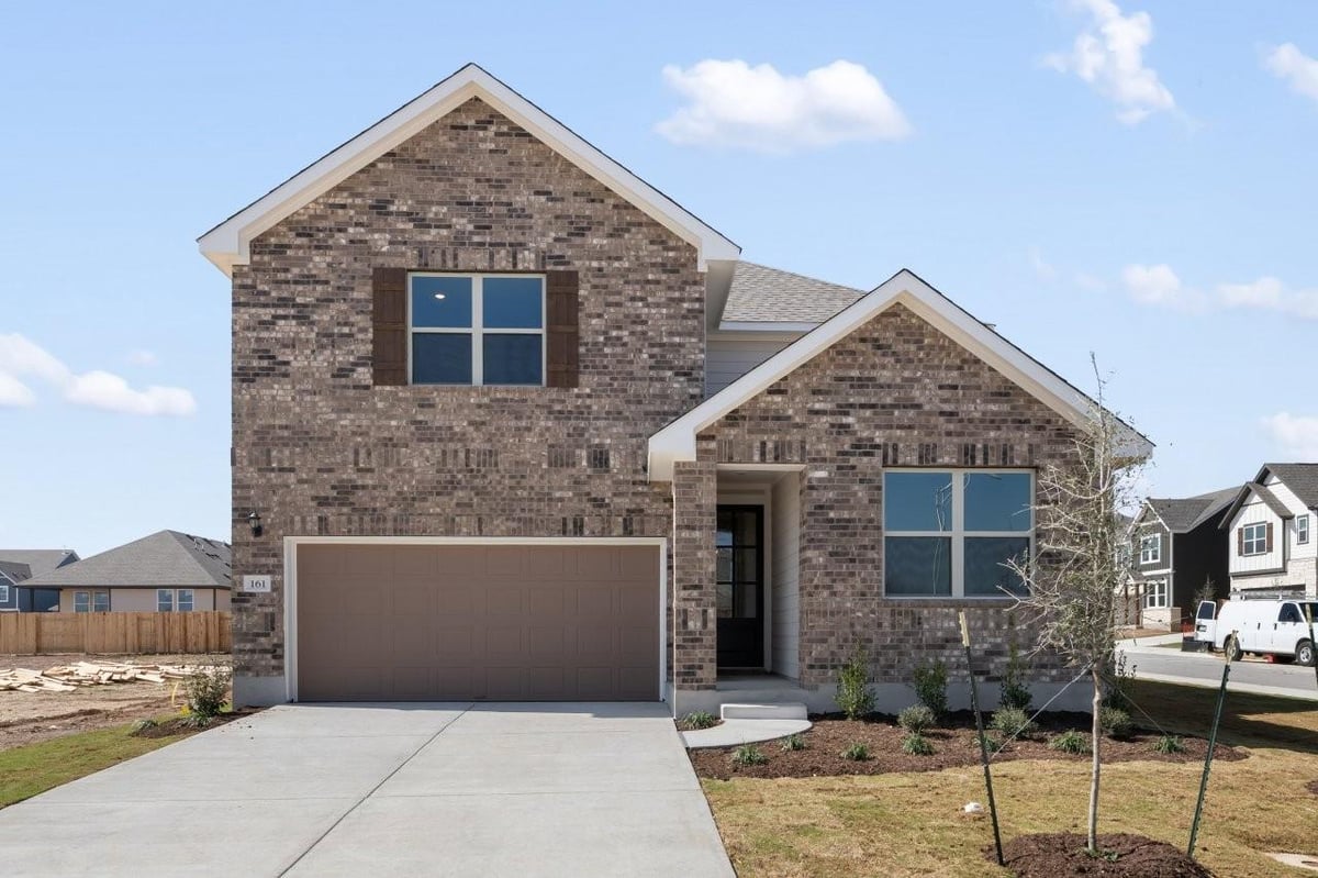 View 134 Arlington Park LOOP in Rolling Glen 134 Arlington Park LOOP - front exterior - Luxury home in Rolling Glen, Hutto, TX