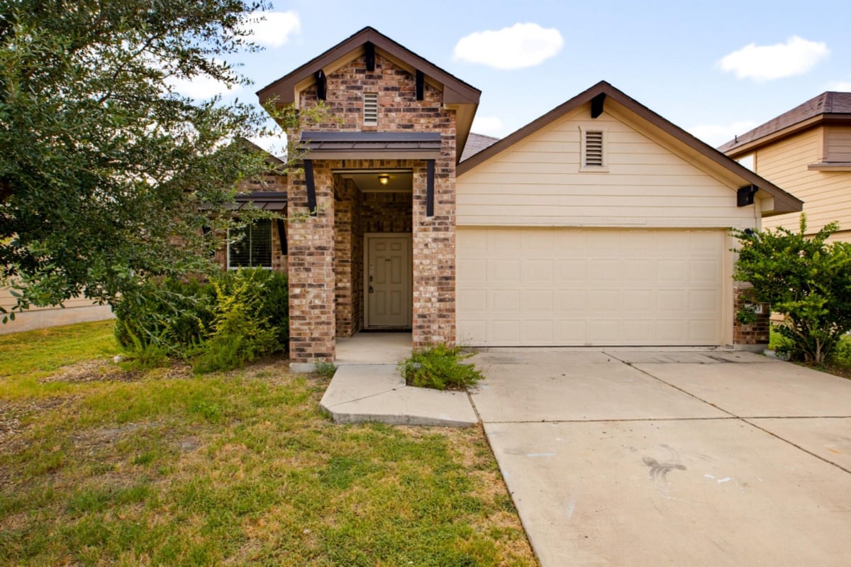 View 13413 Bauhaus BND in Fort Dessau Ph 2 13413 Bauhaus BND - property photo 1 - Luxury home in Fort Dessau Ph 2, Pflugerville, TX