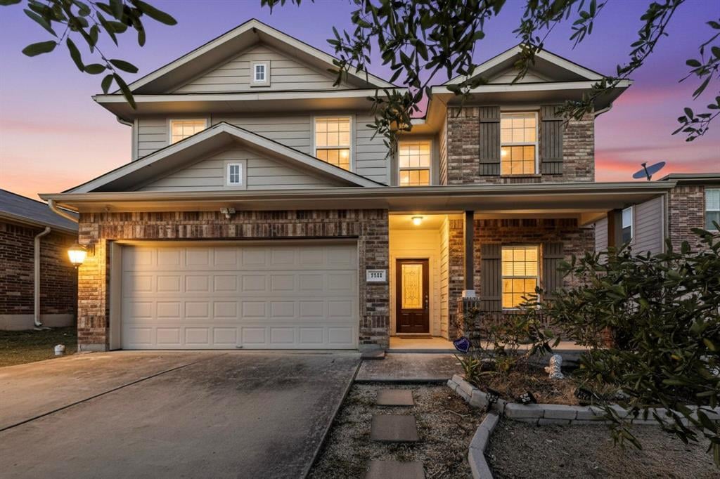 View 13416 Kearns Dr in Cantarra Sec Iib-1 Sub 13416 Kearns Dr - front exterior - Luxury home in Cantarra Sec Iib-1 Sub, Pflugerville, TX