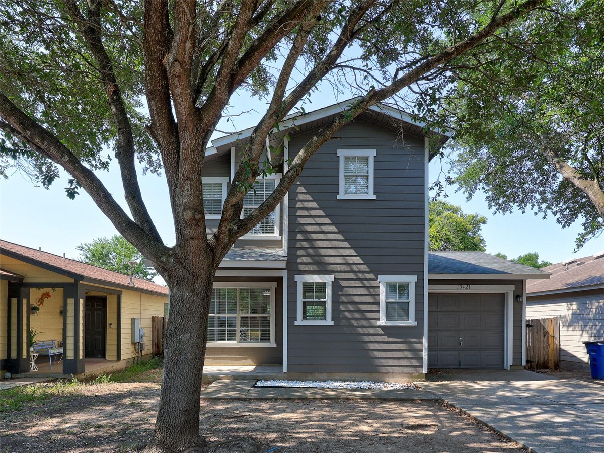 View 13421 Alysheba DR in Berdoll Farms Ph 02 Sec 01 13421 Alysheba DR - property photo 1 - Luxury home in Berdoll Farms Ph 02 Sec 01, Del Valle, TX