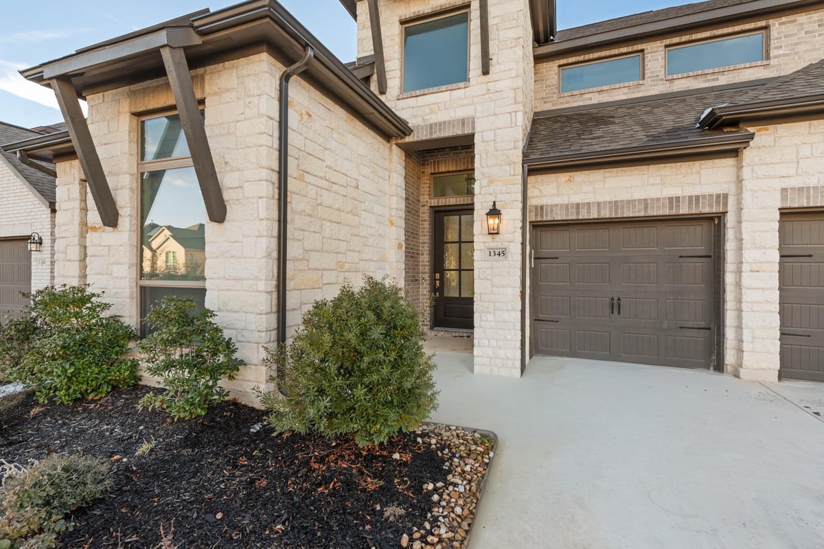 Kitchen at 1345 Golden Celebration Bnd - 4 bed 3 bath home