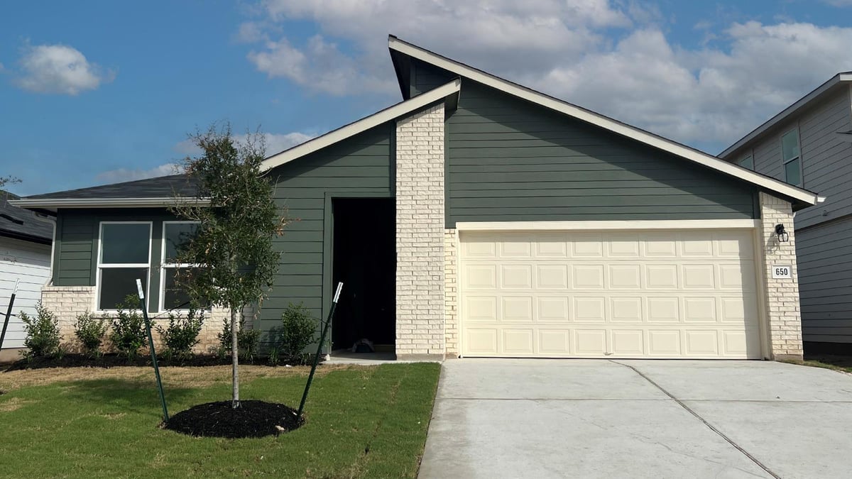 135  Morning Glory Loop - front exterior - Luxury home in SOUTHGROVE, Kyle, TX