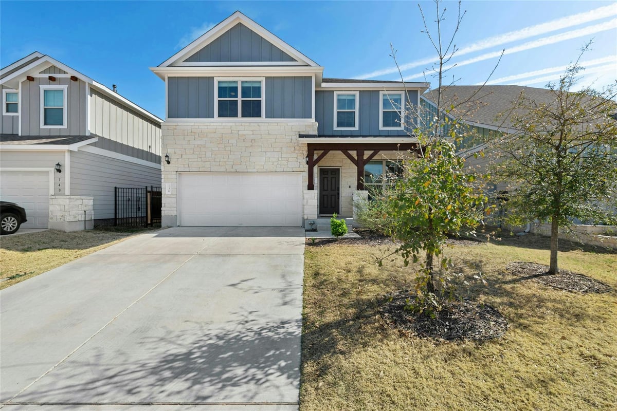 View 136 Banyon Dr in Santa Rita Ranch Ph 4 Sec 1 136 Banyon Dr - front exterior - Luxury home in Santa Rita Ranch Ph 4 Sec 1, Liberty Hill, TX