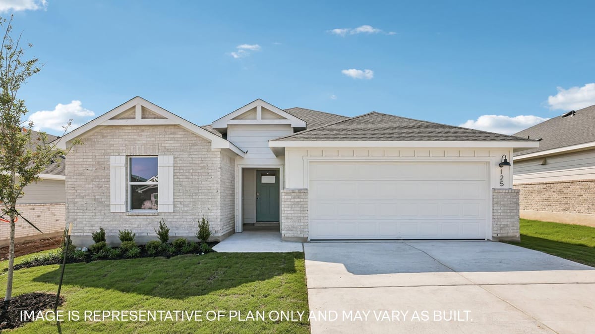 View 136 Southridge TRL in THUNDER ROCK 136 Southridge TRL - property photo 1 - Luxury home in THUNDER ROCK, Marble Falls, TX