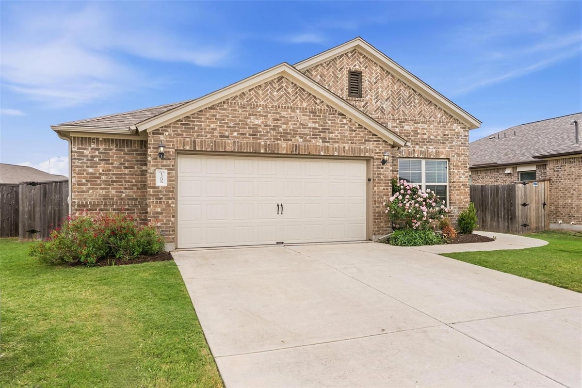 View 13608 Bullhorn Acacia PASS in Shadowglen 13608 Bullhorn Acacia PASS - front exterior - Luxury home in Shadowglen, Manor, TX