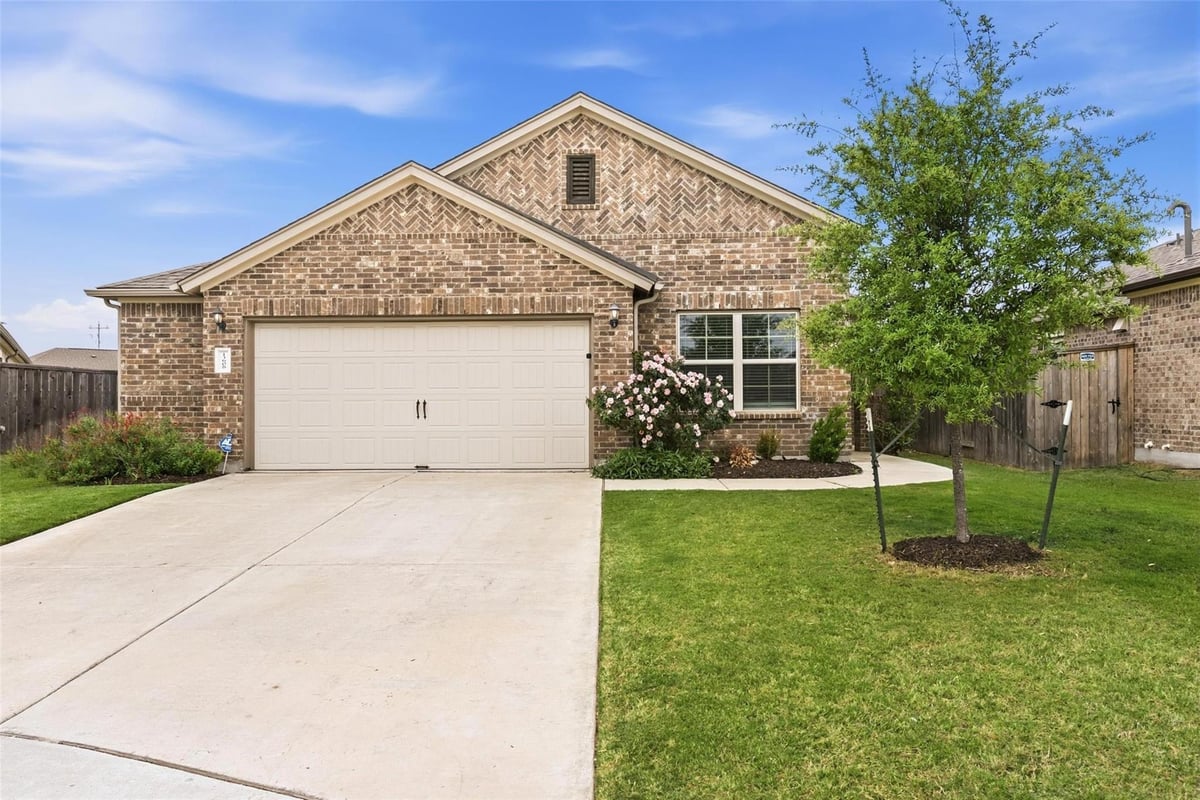 View 13608 Bullhorn Acacia Pass in Shadowglen 13608 Bullhorn Acacia Pass - front exterior - Luxury home in Shadowglen, Manor, TX