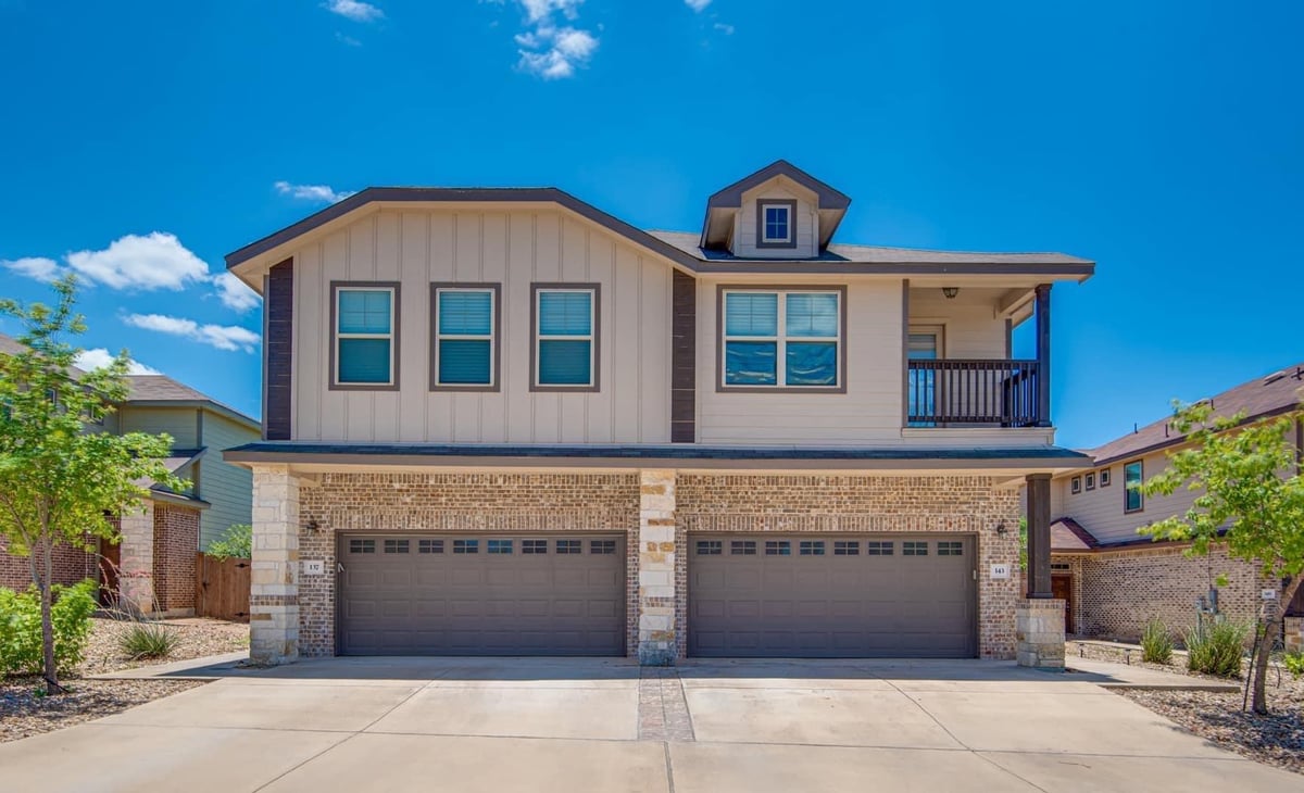 View 137 and 143 Lakeview Ct in The Villas At Creekside Ii 137 and 143 Lakeview Ct - front exterior - Luxury home in The Villas At Creekside Ii, Kyle, TX