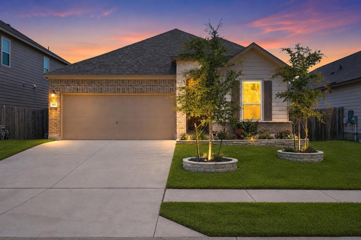 View 137 Lost Treasure TER in Retreat at San Gabriel 137 Lost Treasure TER - front exterior - Luxury home in Retreat at San Gabriel, Georgetown, TX