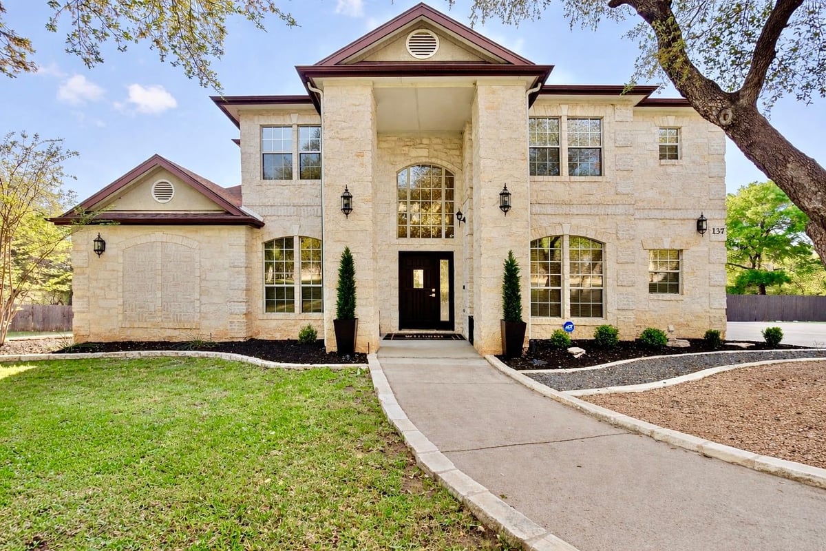 View 137 Roberts Cir in Woods Fountainwood Ph 01B 137 Roberts Cir - front exterior - Luxury home in Woods Fountainwood Ph 01B, Georgetown, TX