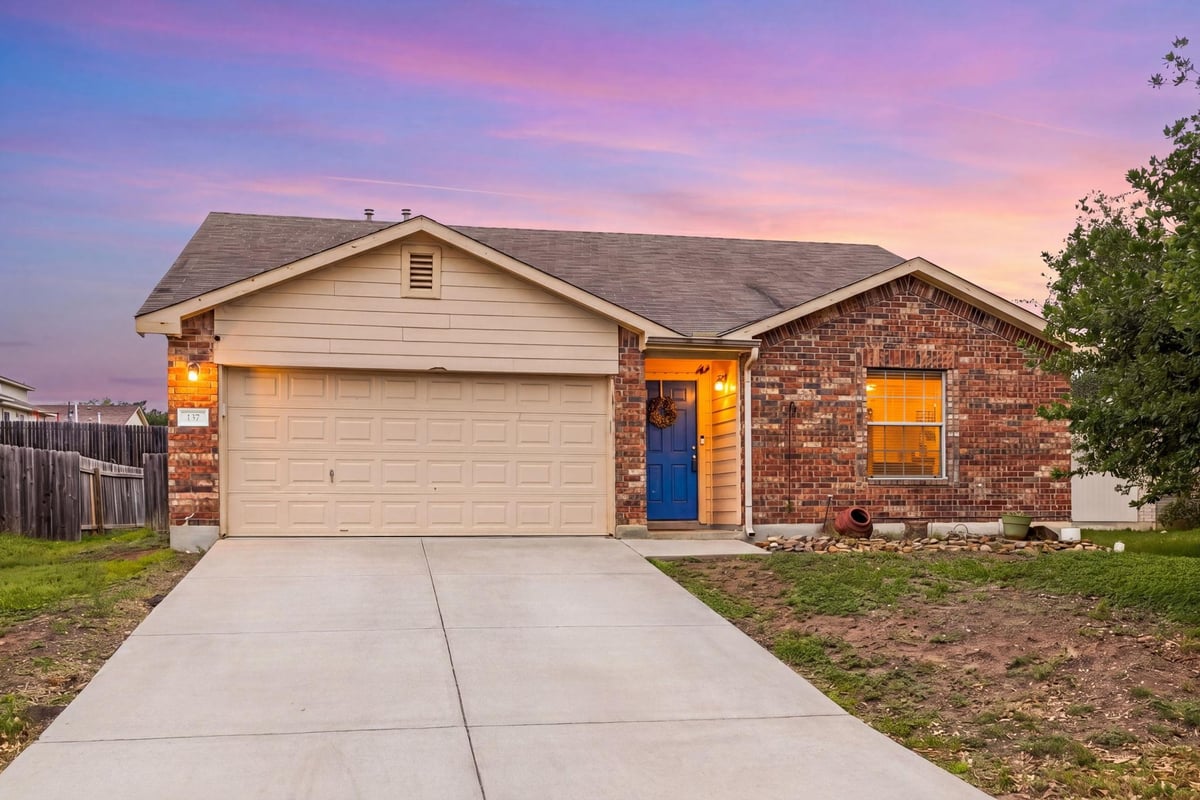 View 137 Sawgrass Cir in Indian Paintbrush Ph 4A 137 Sawgrass Cir - front exterior - Luxury home in Indian Paintbrush Ph 4A, Kyle, TX