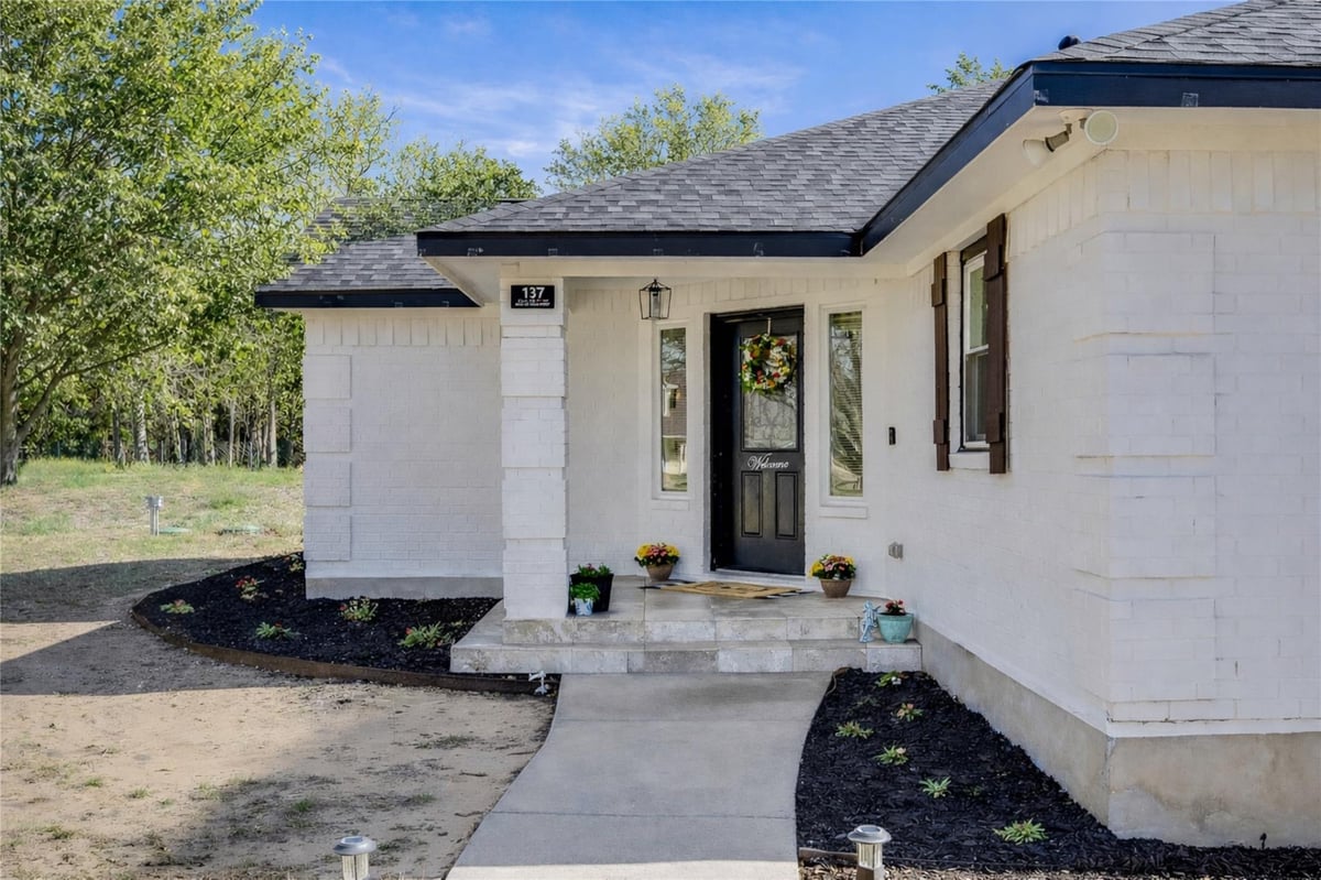 Primary bedroom at 137 W Oak Dr - 3 bed 2 bath home