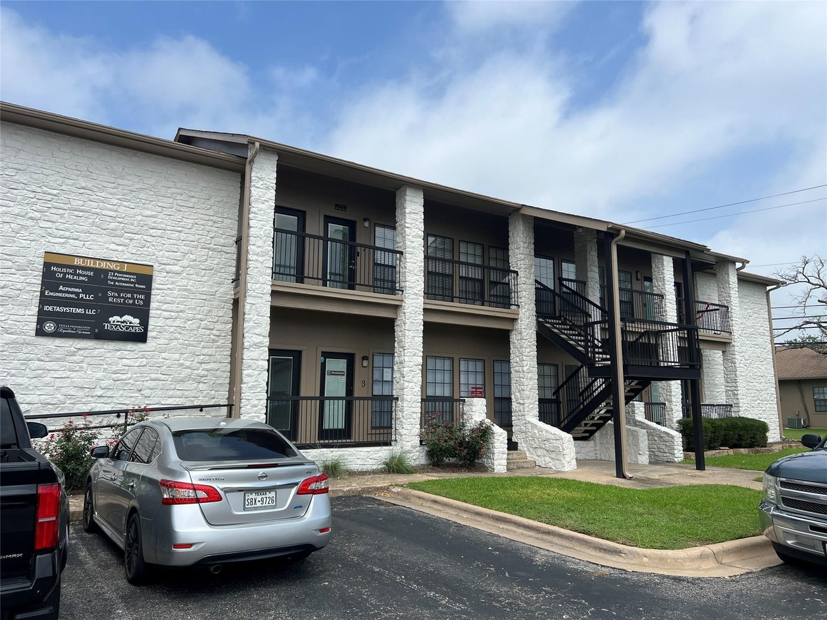 View 13740 Research Blvd., Bldg J Unit #J7/8 in Bank of the Hills Office Park Condo 13740 Research Blvd., Bldg J Unit #J7/8 - front exterior - Luxury home in Bank of the Hills Office Park Condo, Austin, TX