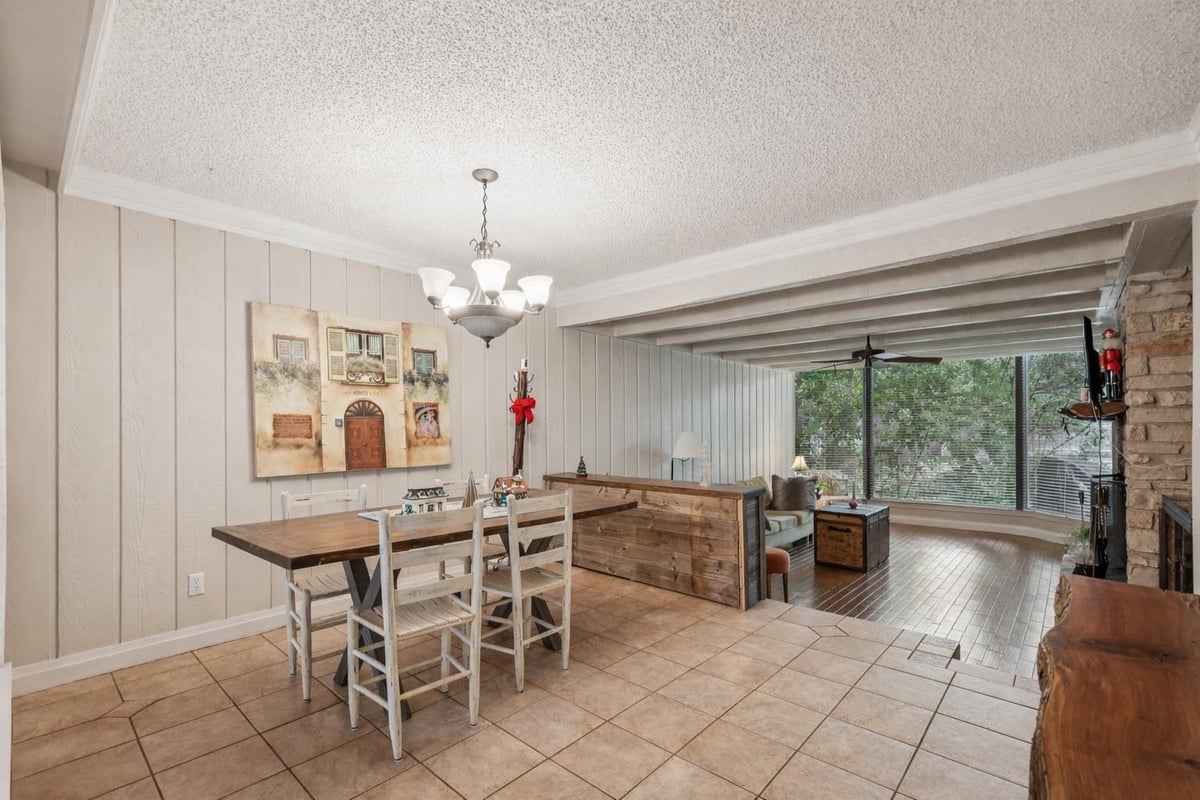 Primary bedroom at 138 World Of Tennis Sq - 3 bed 3 bath home